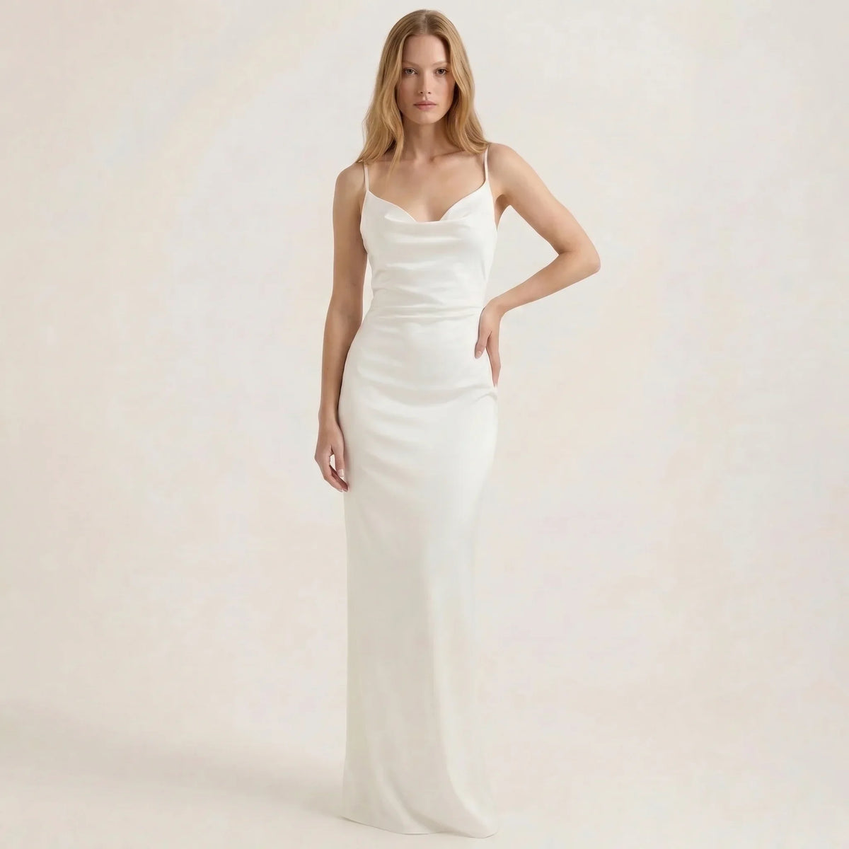 Art Byzance - Women's Elegant Sleeveless Backless Maxi Dress with Ruched Details